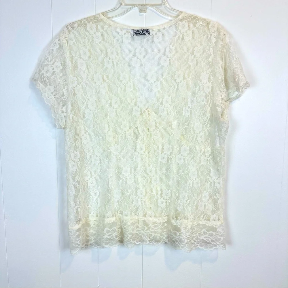 Claudia Richard Sheer Lace Fitted Button Front Short Sleeve Top Women’s Size L - Picture 2 of 9